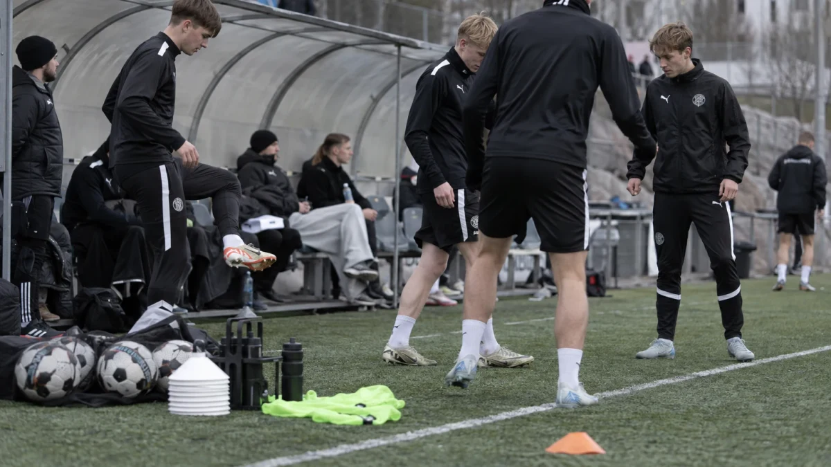 Bergvik ratkaisi Mariehamnissa ja Ahen nousi historiaan