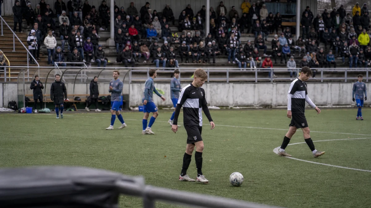 Aaron Lindholm ratkaisi Vaasassa – FC Lahti päätti runkosarjan voittoon