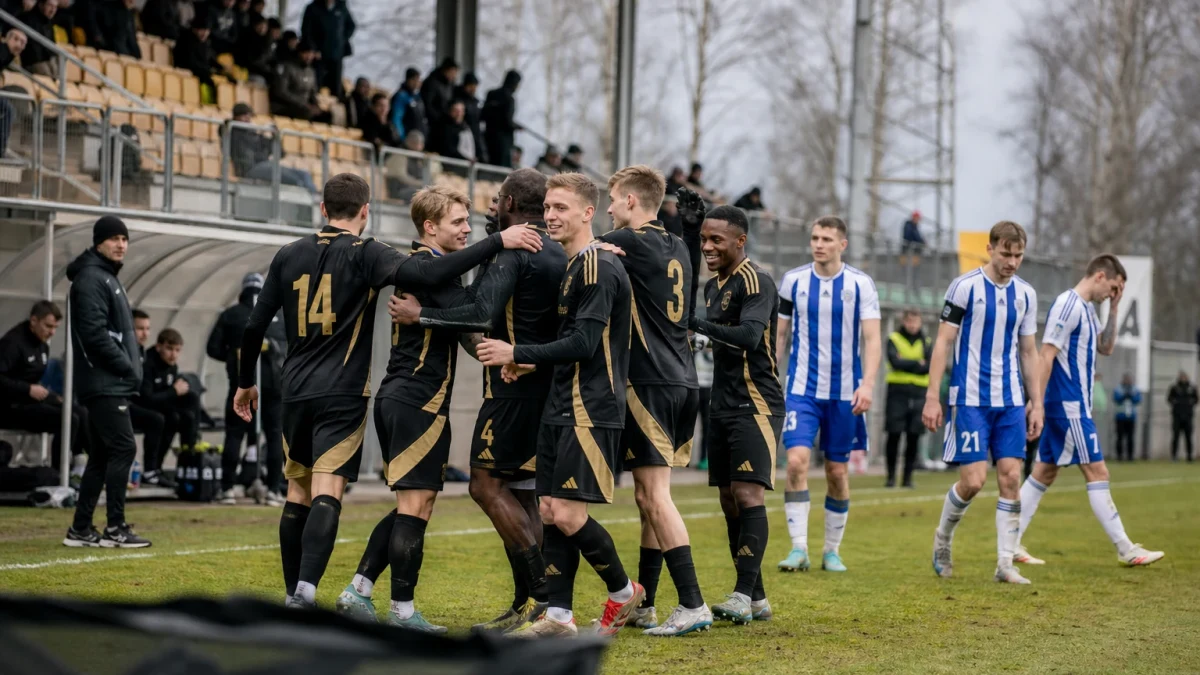 Seinäjoen JK kaatoi HJK:n 3–0 OmaSP Stadionilla