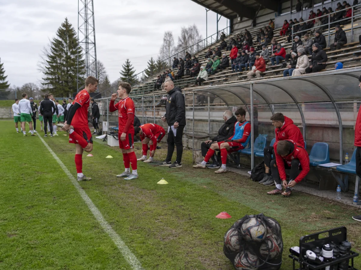 Ykkösliigan kärki Kooteepee matkustaa JIPPO:n vieraaksi