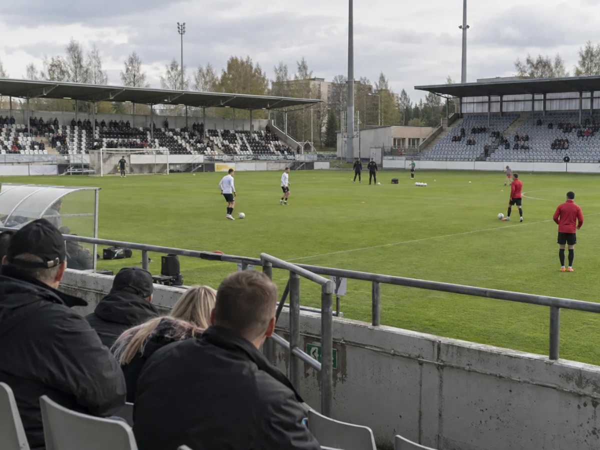 Haka haastaa sarjakakkosen PK-35:n Tehtaan kentällä